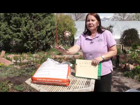 How to Calculate Topsoil for a Garden : Grow Guru